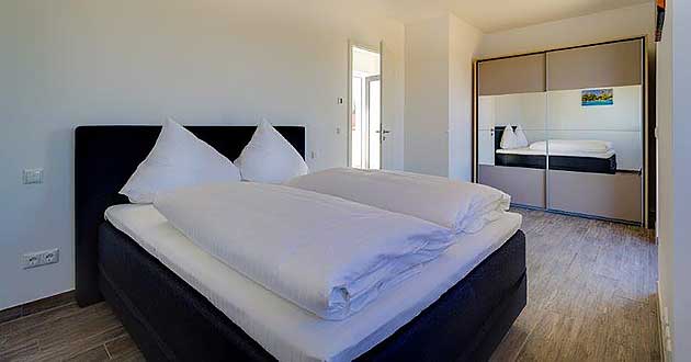 Urlaub �ber Silvester bei Leipzig. Silvester-Kurzurlaub am St�rmthaler See im Leipziger Neuseenland.