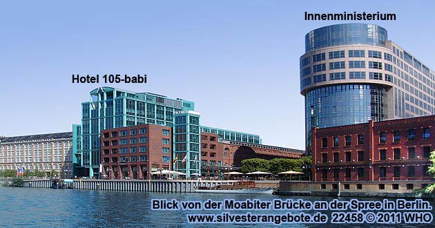 Hotel 105-babi Silvester in Berlin an der Spree. Blick von der Moabiter Brücke.