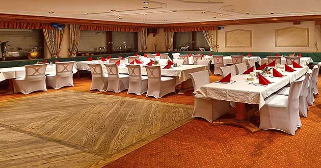 Urlaub ber Silvester im Sauerland. Silvesterangebot im Naturpark Kellerwald-Edersee, zwischen Korbach, Frankenberg, Allendorf, Winterberg, Willingen, Bad Arolsen, Bad Wildungen und Kassel.