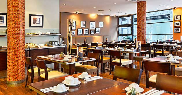 Kurzurlaub ber Silvester im Hotel in Kln mit Silvesterschifffahrt zum Klner Silvesterfeuerwerk