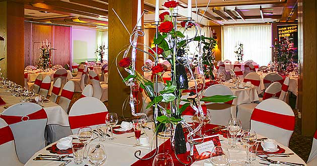 Urlaub ber Silvester im Westerwald RLP. Silvesterkurzurlaub in Oberlahr, zwischen Altenkirchen, Neuwied, Hamm (Sieg), Siegburg, Knigswinter am Rhein und Bonn.