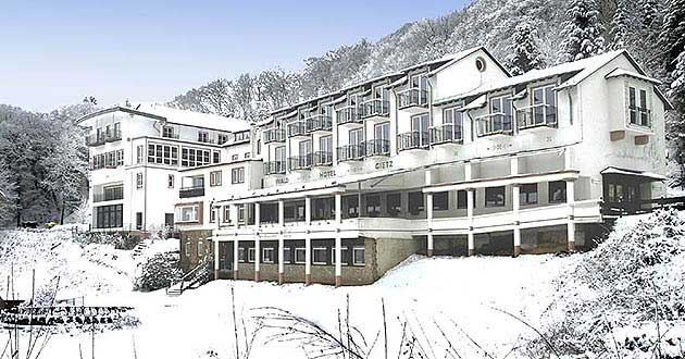 Urlaub ber Silvester Hotel im Rheingau Silvester-Kurzurlaub im Waldhotel zwischen Geisenheim am Rhein, Rdesheim, Schloss Johannisberg, Eberbach und Wiesbaden in Hessen.